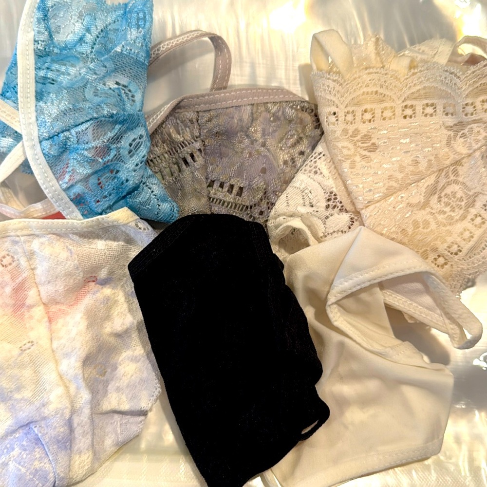 7 thongs variety pattern - size LARGE